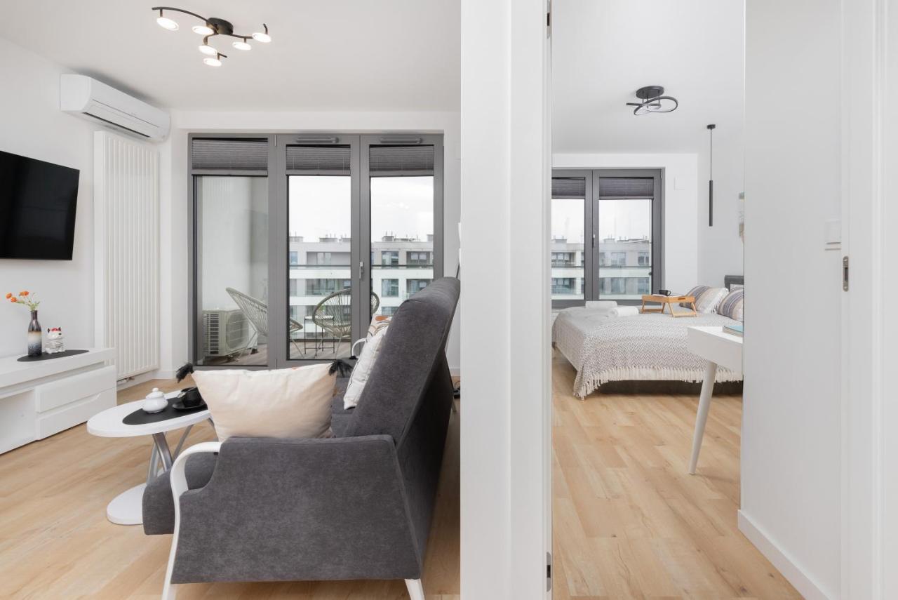 Plac Unii Apartment Gdynia By Noclegi Renters Exterior photo