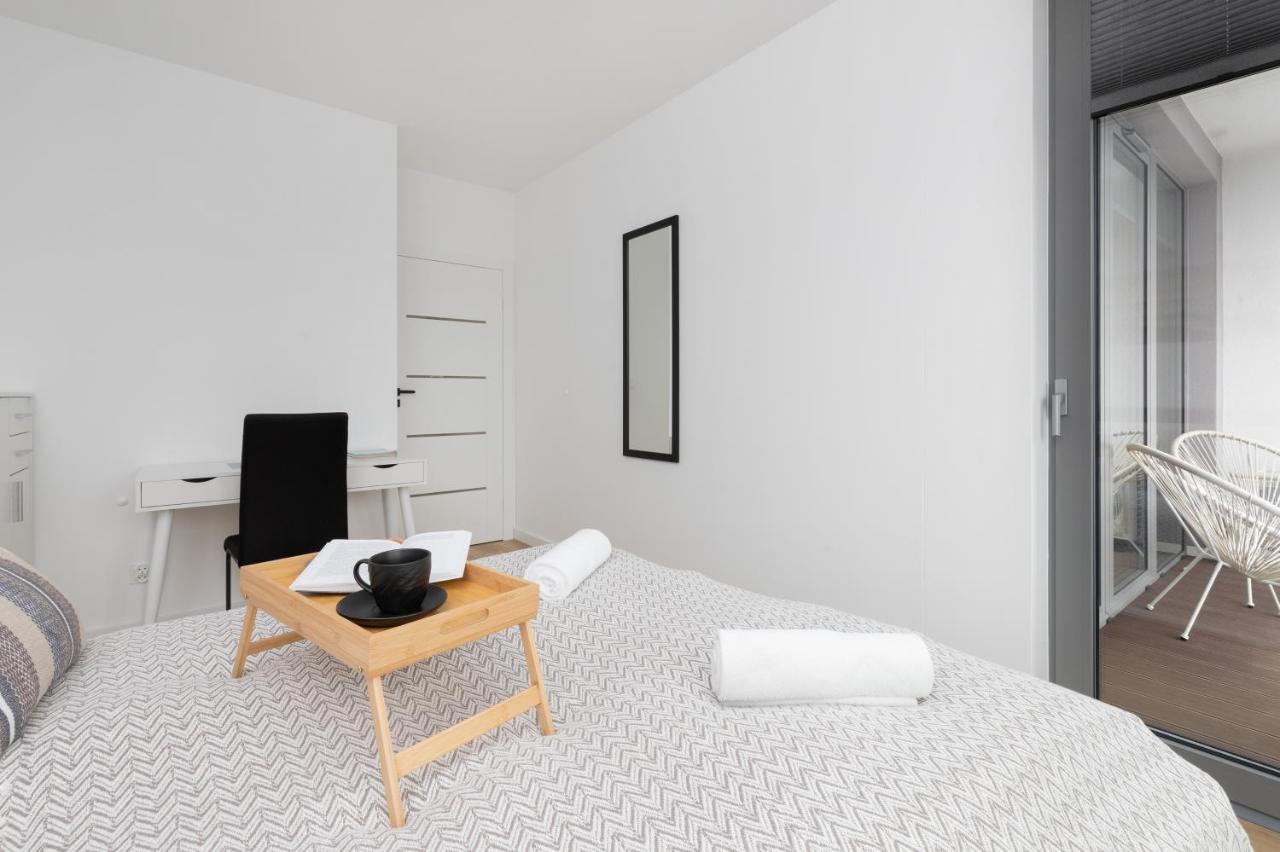 Plac Unii Apartment Gdynia By Noclegi Renters Exterior photo