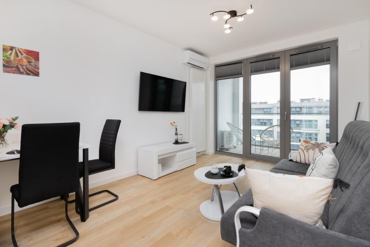 Plac Unii Apartment Gdynia By Noclegi Renters Exterior photo